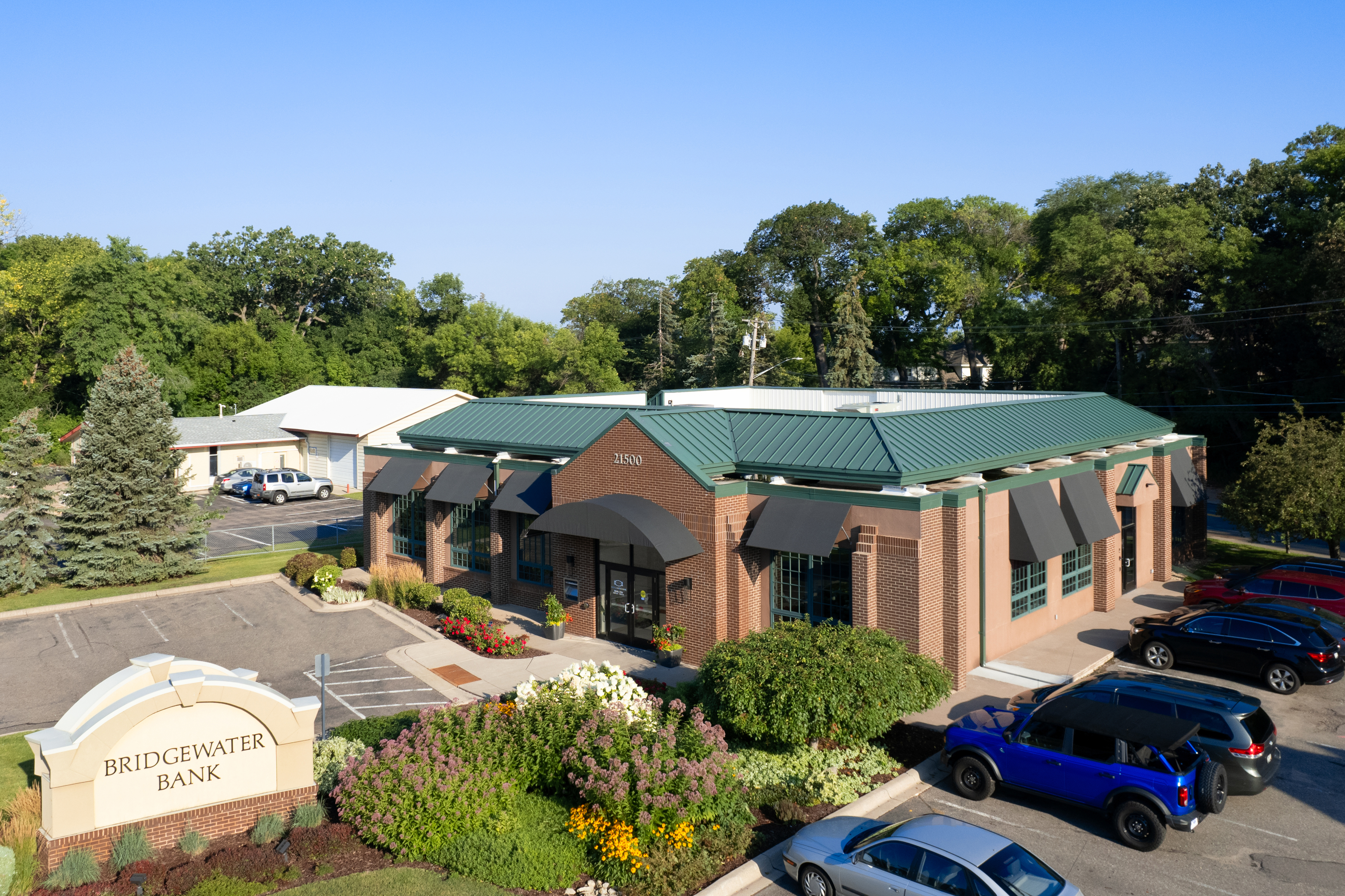 Exterior photo of Bridgewater's Greenwood branch.